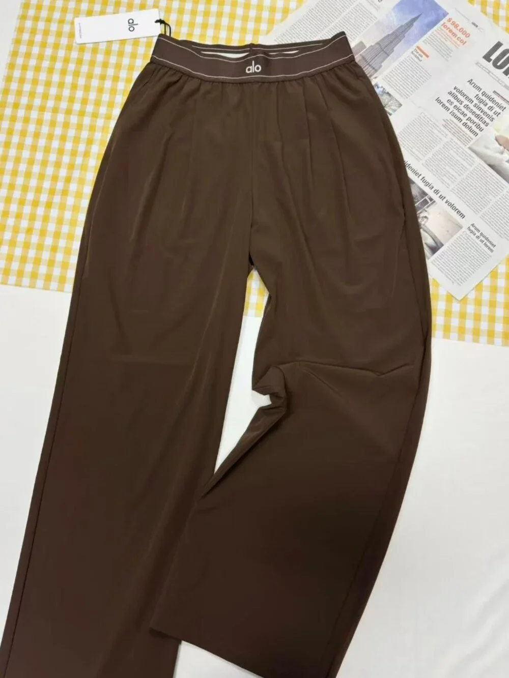 🔥ALO Yoga Suit Up Trouser Coffee Brown🤎 (Regular 30 inches) XS
